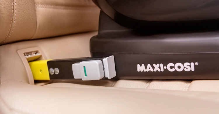 Jak vypadá isofix v autě s připojenou autosedačkou?